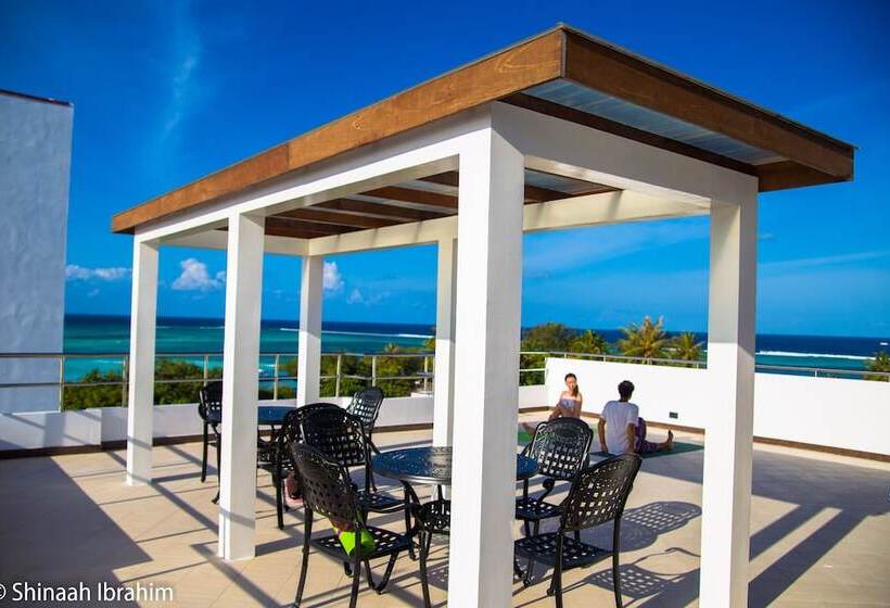 Triton Beach Hotel & Spa