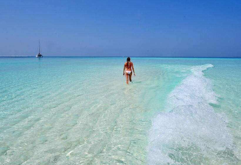 Triton Beach Hotel & Spa