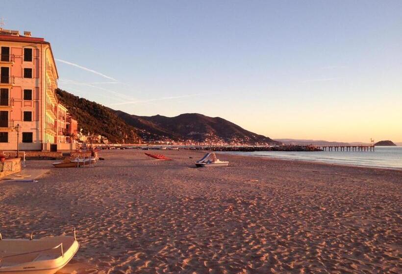 酒店 Villa Ida Family Wellness