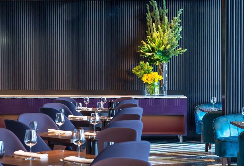 West Hotel Sydney, Curio Collection By Hilton