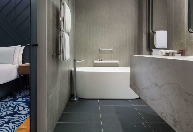 West Hotel Sydney, Curio Collection By Hilton