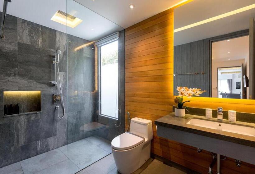 Karon Beach Pool Villa Sha Extra Plus