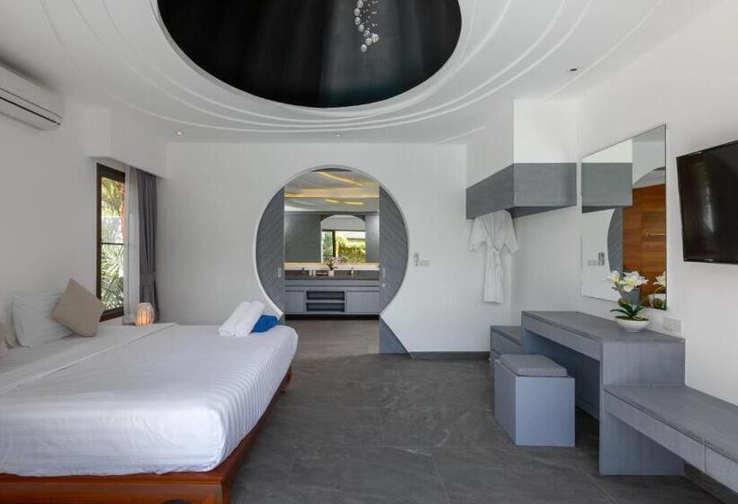 Karon Beach Pool Villa Sha Extra Plus