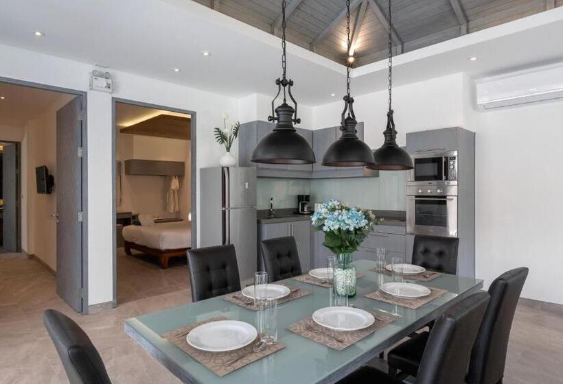 Karon Beach Pool Villa Sha Extra Plus