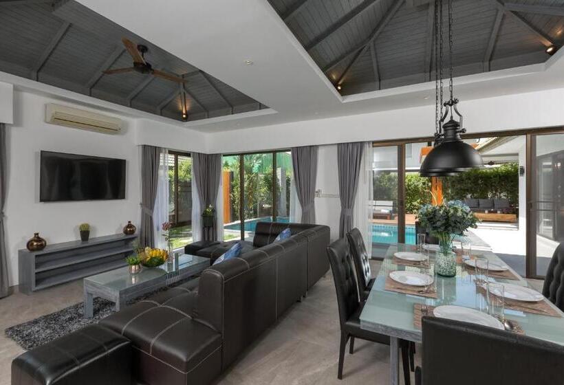 Karon Beach Pool Villa Sha Extra Plus