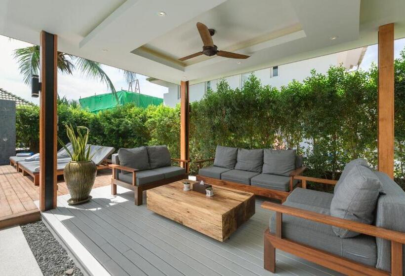 Karon Beach Pool Villa Sha Extra Plus