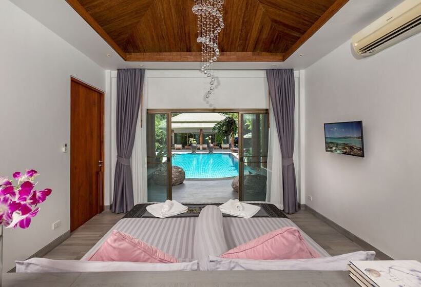Karon Beach Pool Villa Sha Extra Plus