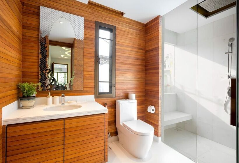 Karon Beach Pool Villa Sha Extra Plus