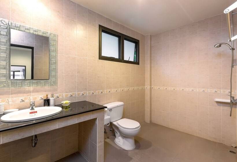 Karon Beach Pool Villa Sha Extra Plus