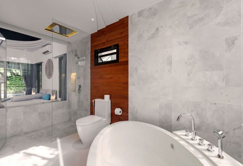 Karon Beach Pool Villa Sha Extra Plus