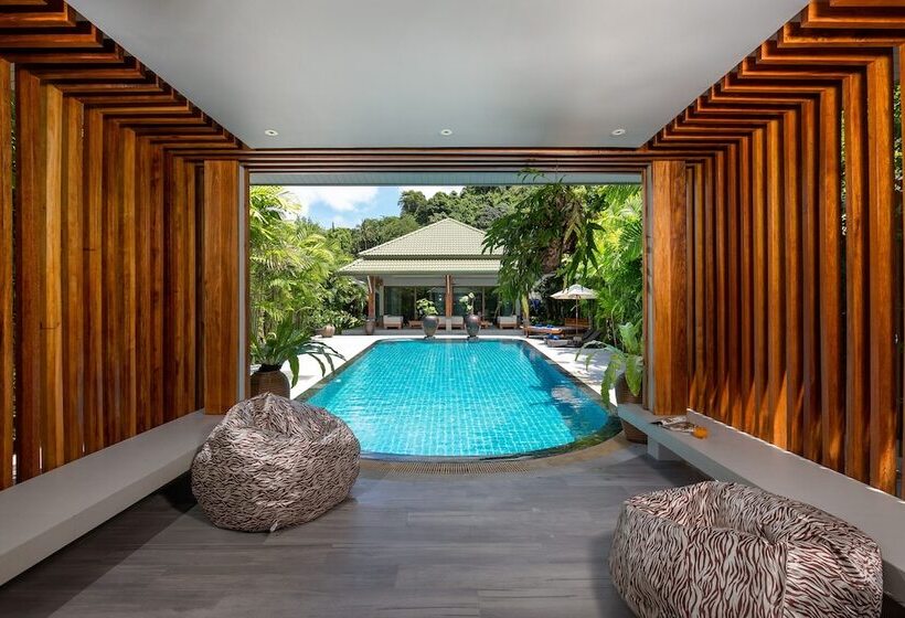 Karon Beach Pool Villa Sha Extra Plus