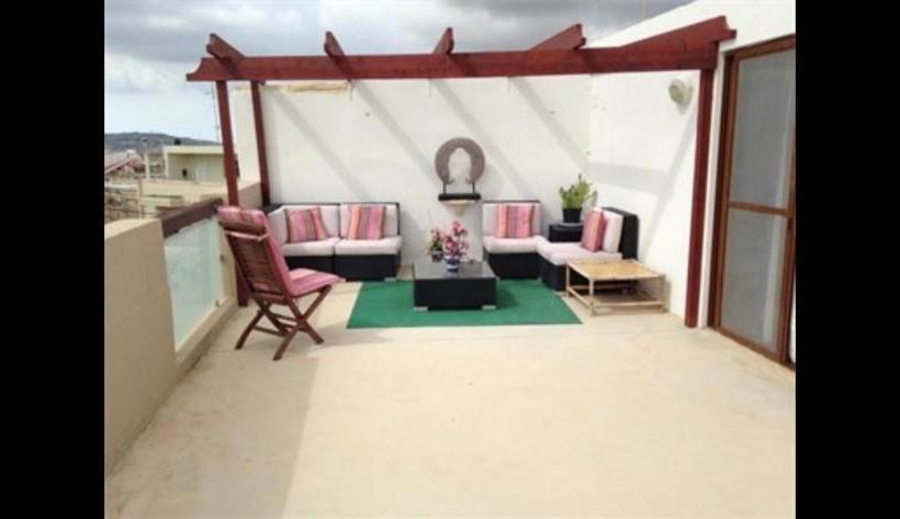 تختخواب و صبحانه Knights In Malta