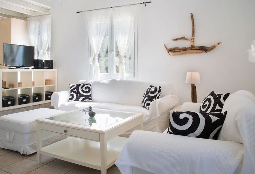 Luxury Family Apartment   Pool, Seaview, 200m Beach