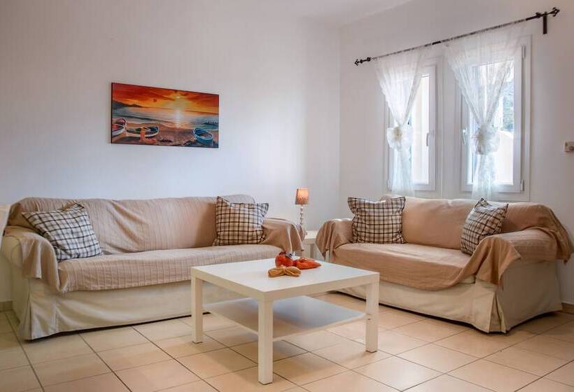 Luxury Family Apartment   Pool, Seaview, 200m Beach