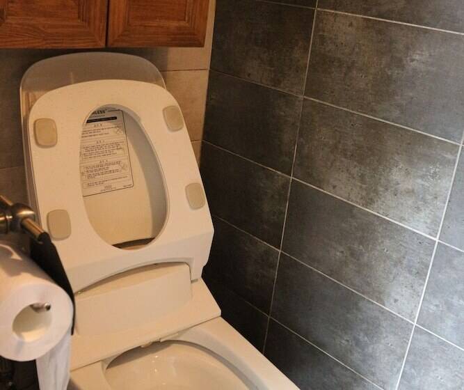 פנסיון Chiam Gotaek