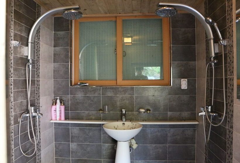 פנסיון Chiam Gotaek