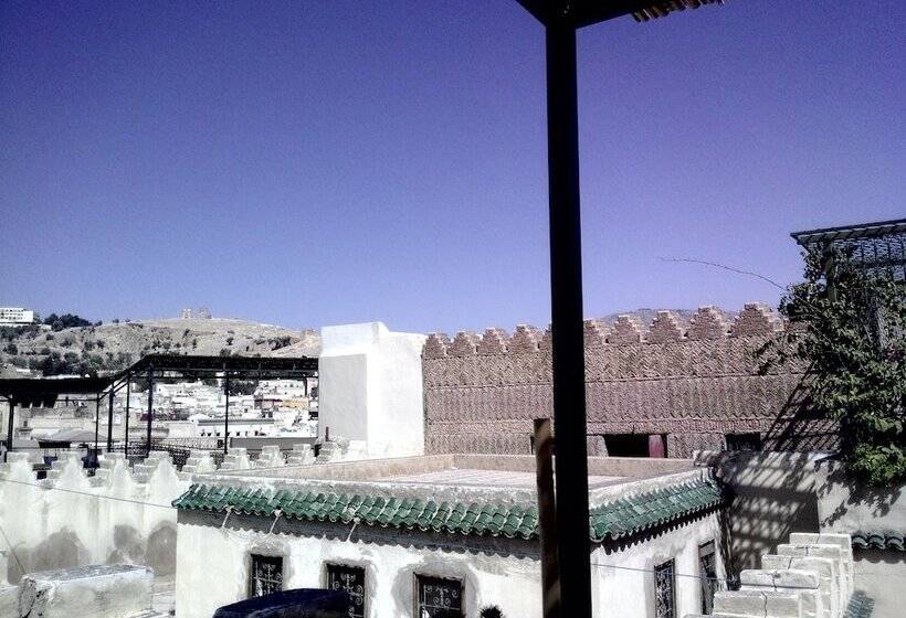 پانسیون Dar Rhimou