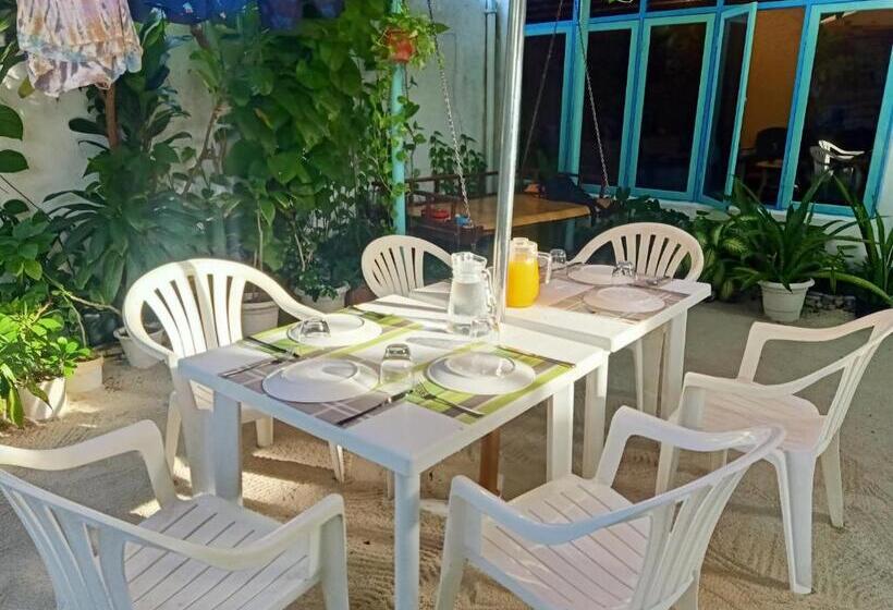 پانسیون Dream Inn Sun Beach Hotel Maldives