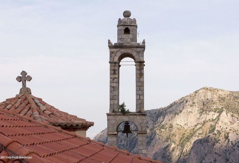 بنسيون Archontiko