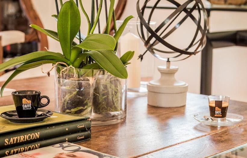 بنسيون Molo Luxury Suites Puerto Banus