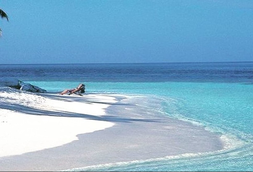 پانسیون Reyva Inn