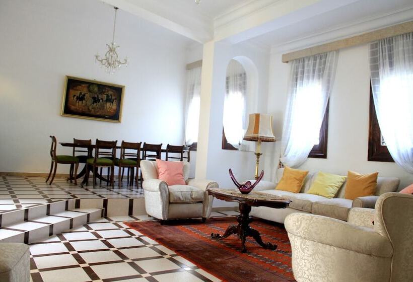 膳宿费 Riad Dar Achaach