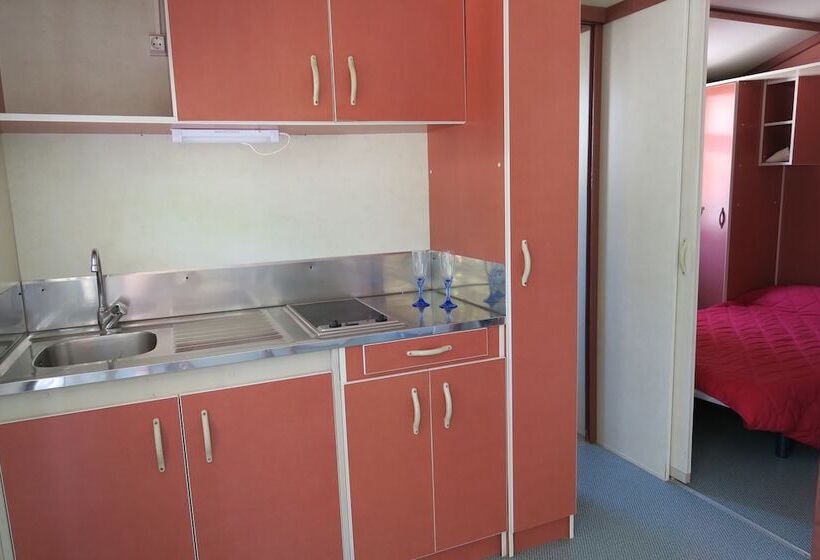 إقامة Camping Azul