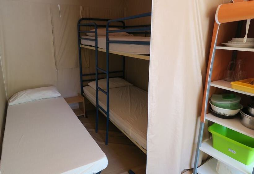 إقامة Camping Azul