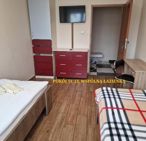 هاستل Centrum Noclegowe Ii