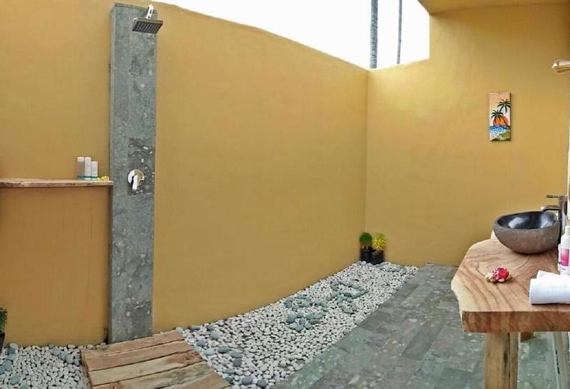 Pebble & Fins Bali Dive Resort