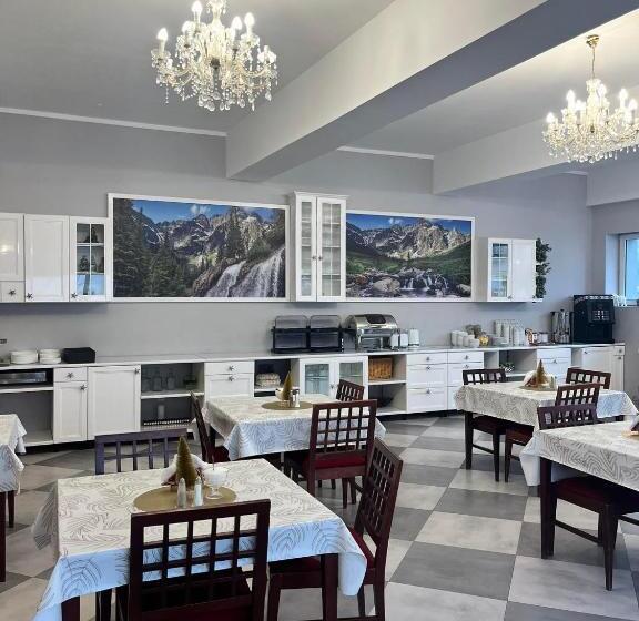 تختخواب و صبحانه Atmosfera