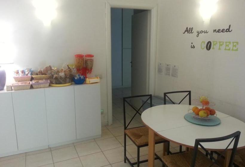 تختخواب و صبحانه Bed&Breakfast Eur Nuvola