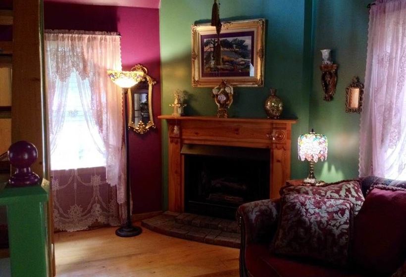 مبيت وإفطار Blue Crystal Hideaway