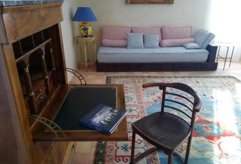 مبيت وإفطار Chateau De Champdolent