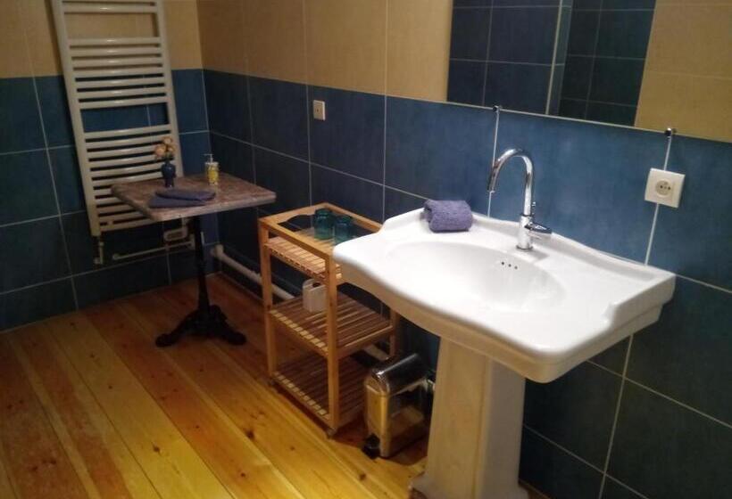 مبيت وإفطار Chateau De Champdolent