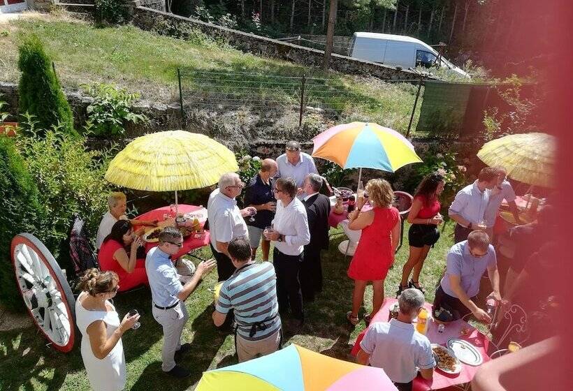 ベッドアンドブレックファースト Le Relais De Rochepaule