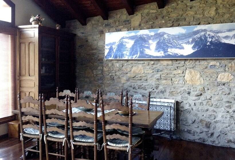 Casa Rural Paller I Cort Del Pairot