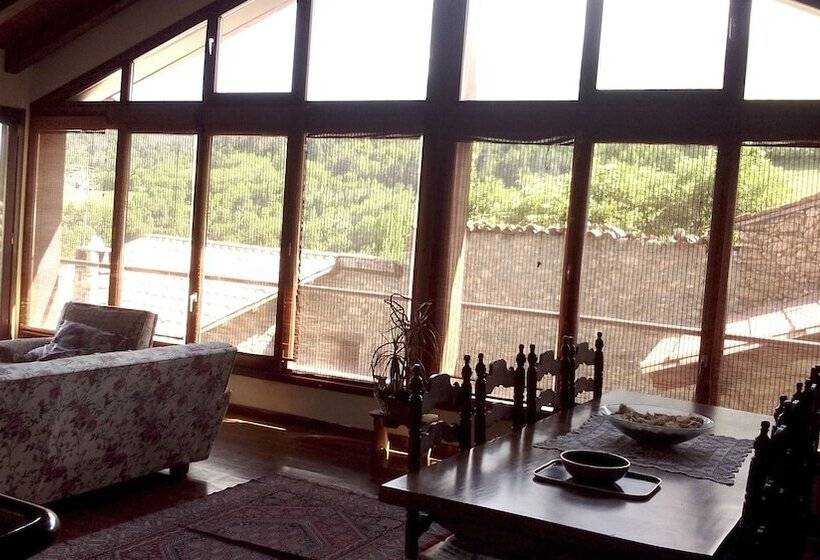 Casa Rural Paller I Cort Del Pairot