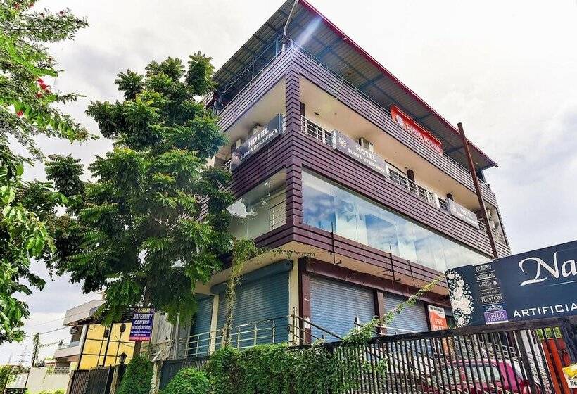 בית מלון כפרי Treebo Trend Surya Residency