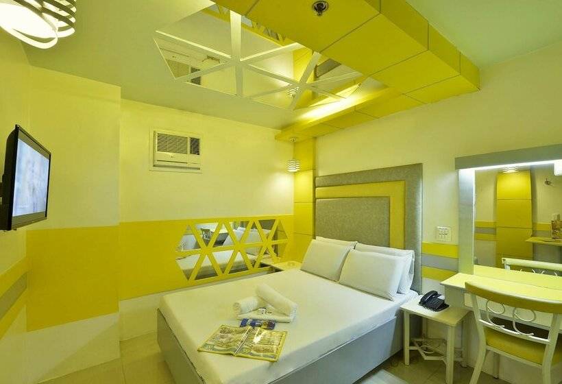 هتل 99 Monumento Caloocan