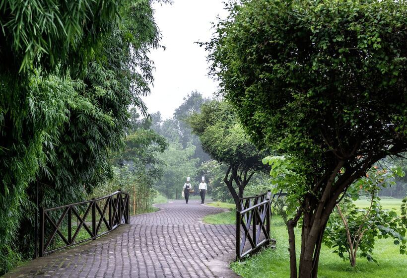 בית מלון כפרי Aahana The Corbett Wilderness