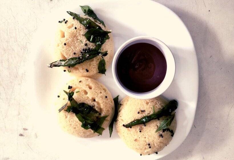 هتل Anamitra Guest House