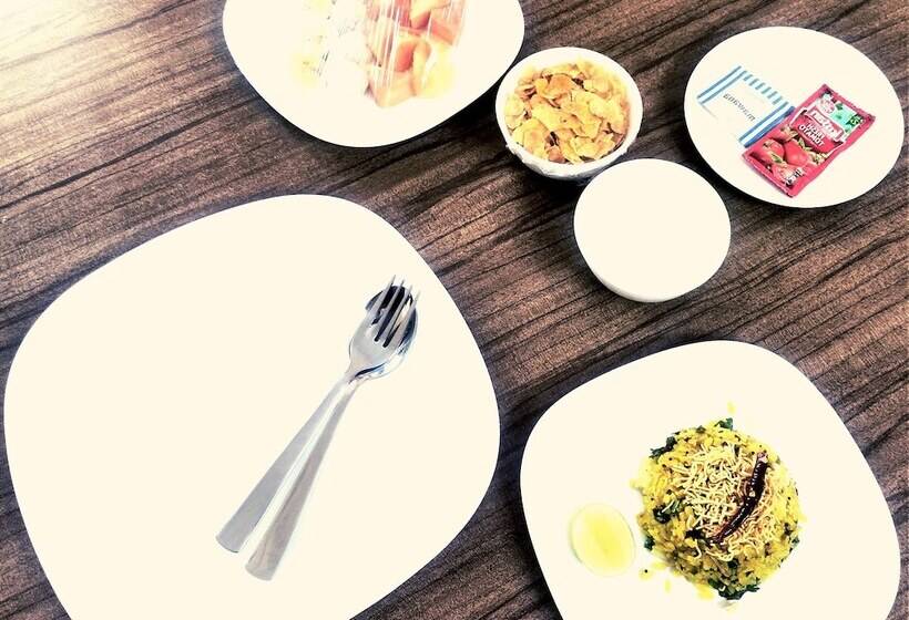 هتل Anamitra Guest House