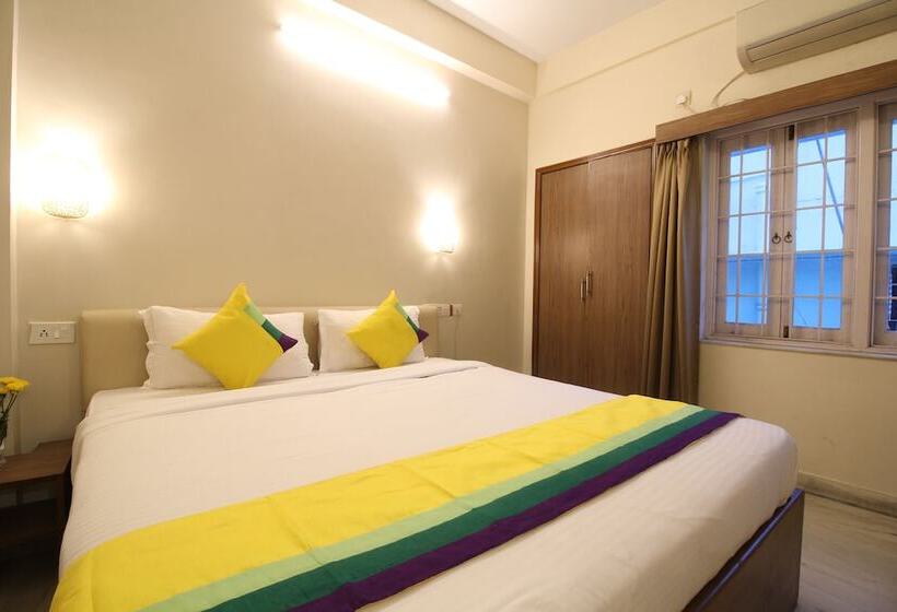 هتل Anamitra Guest House