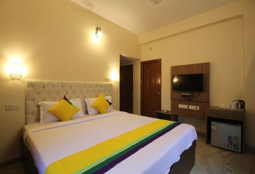 هتل Anamitra Guest House