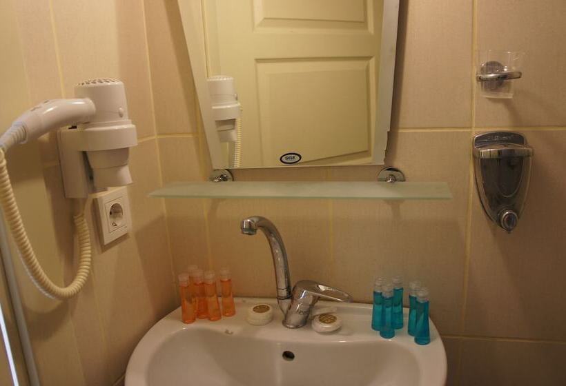 هتل Barba Rossa Residence