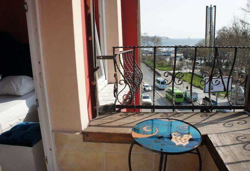 هتل Barba Rossa Residence