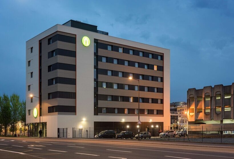 هتل Campanile Le Mans Centre  Gare