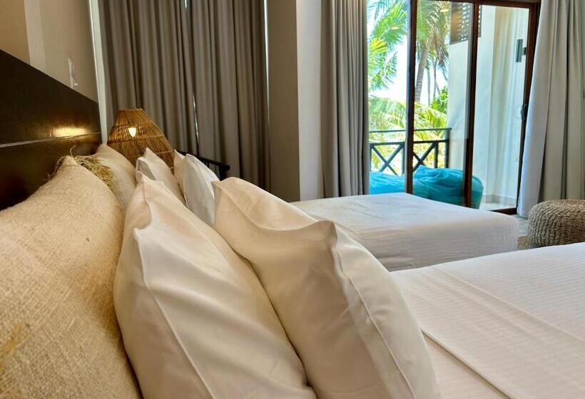 هتل Canopus Retreat Thulusdhoo