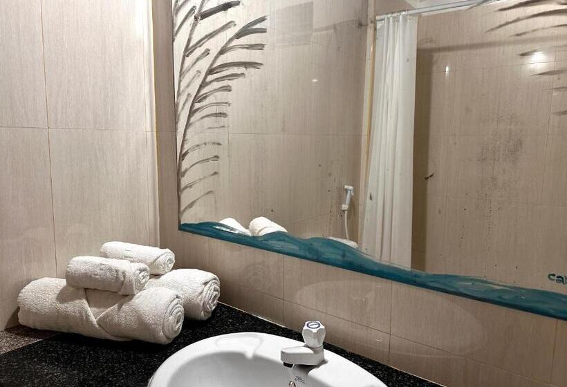 هتل Canopus Retreat Thulusdhoo